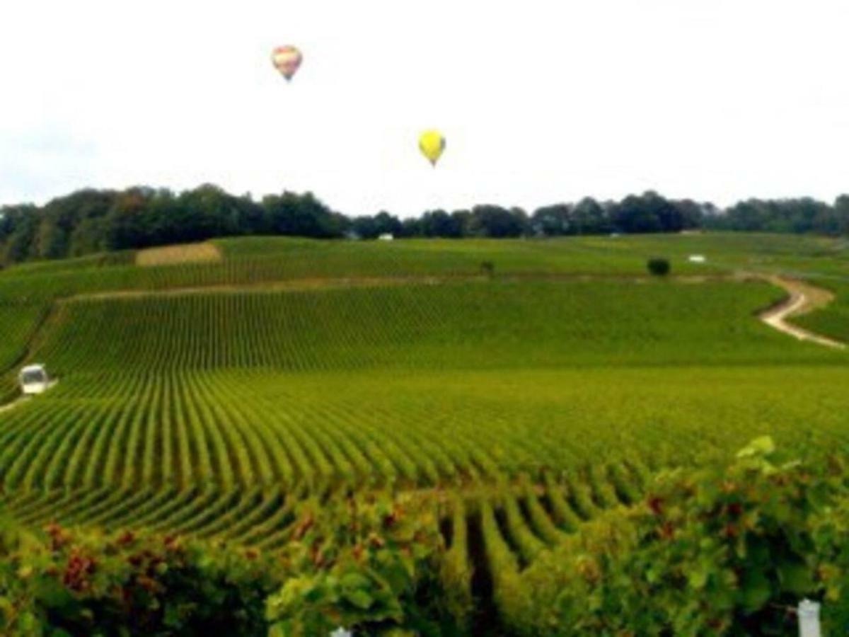 Gîte Le Cocon Ay-Champagne Extérieur photo